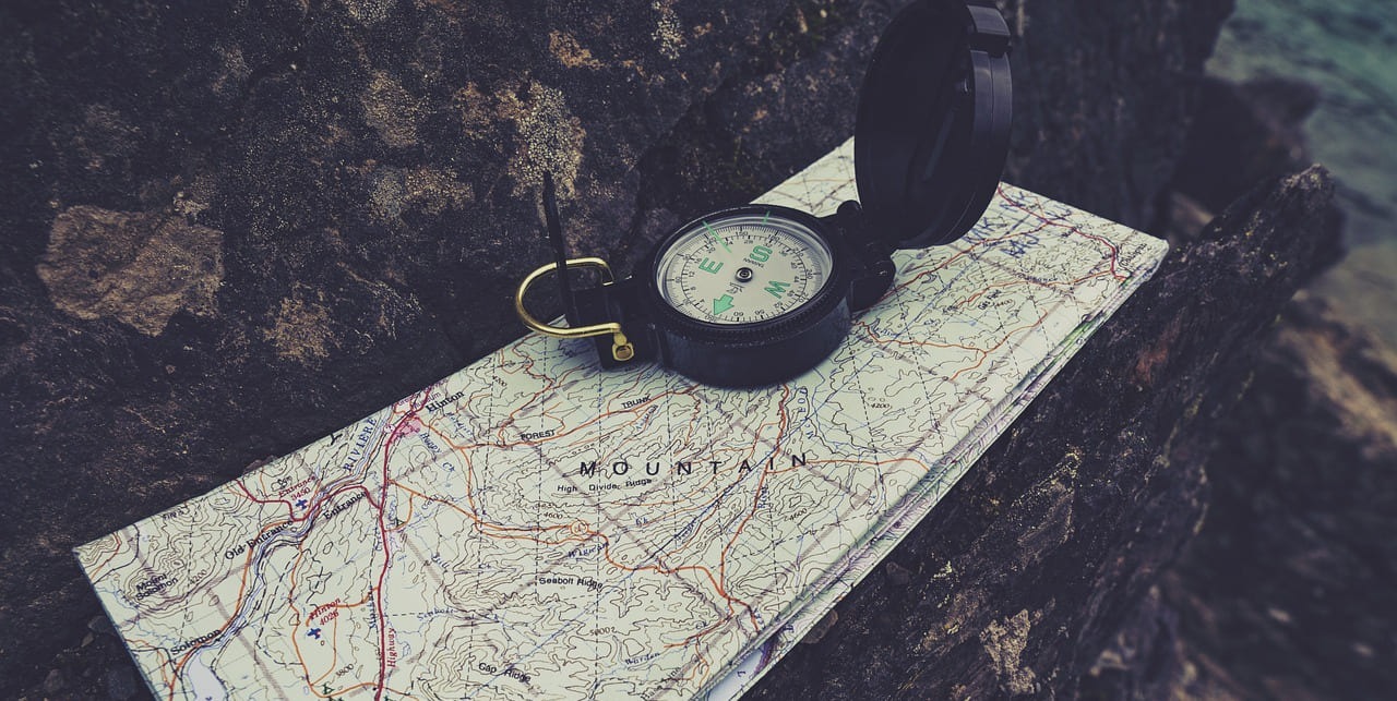 ¿Cómo orientarse en la montaña? Tips bushcraft